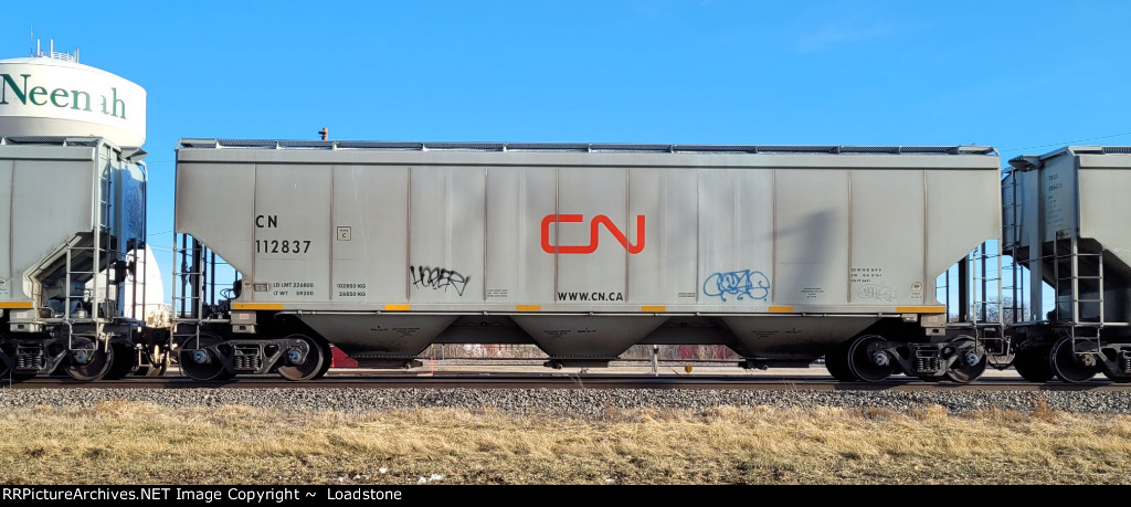 CN 112837